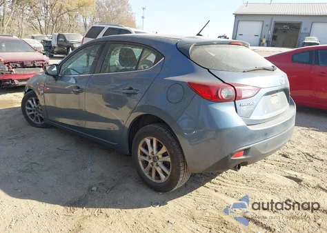 2015 Mazda Mazda3 I Touring z USA, uszkodzony, nr VIN 3MZBM1L71FM184587